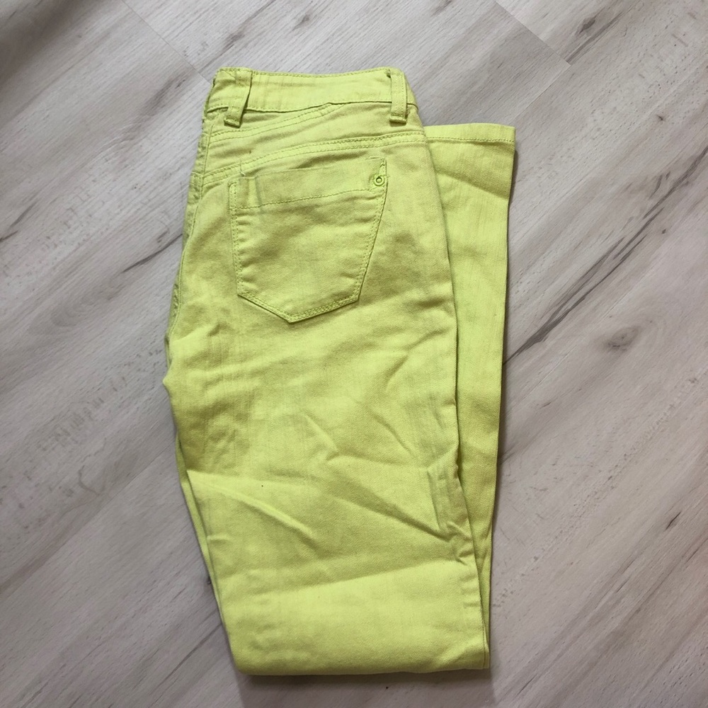 Colored skinny jeans